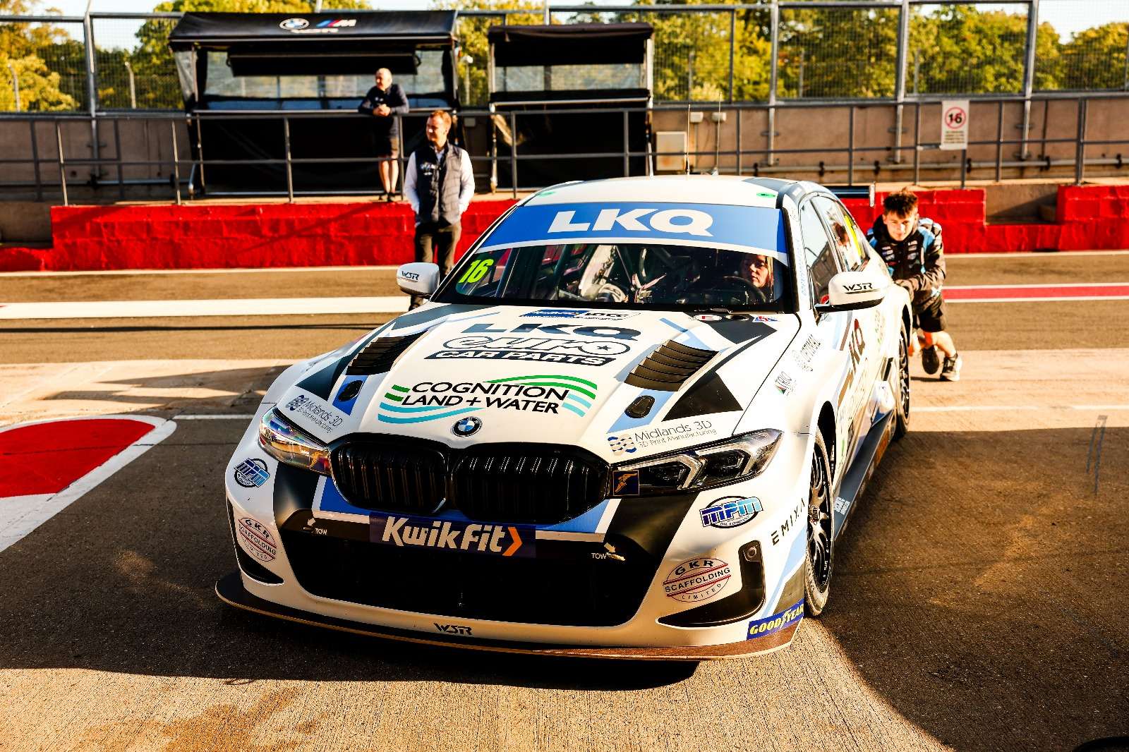 Slippery Showdown at Donington Park – BTCC 2025